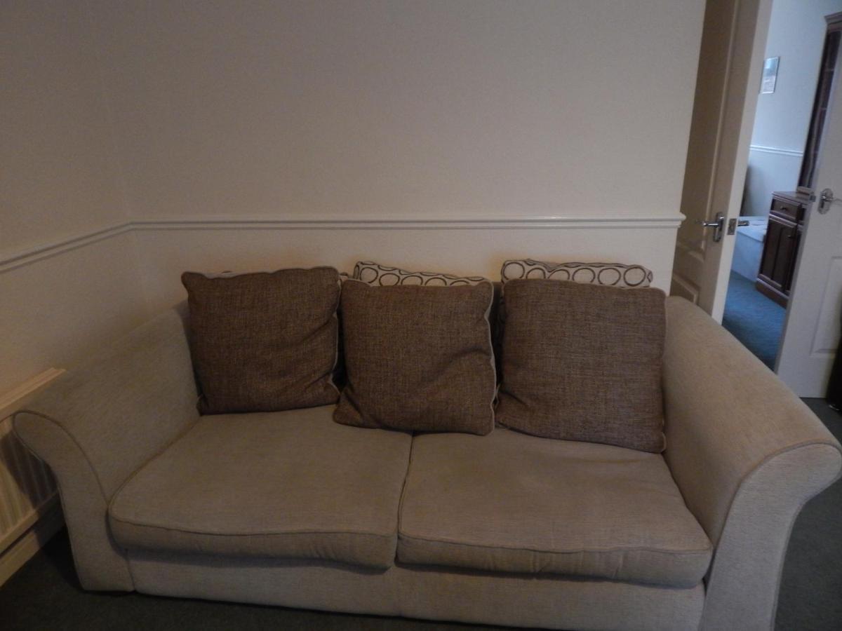 Spacious 3 Bdr House With Parking-Families-Corporate Groups By Orbitat Accommodations Cambridge Exteriör bild