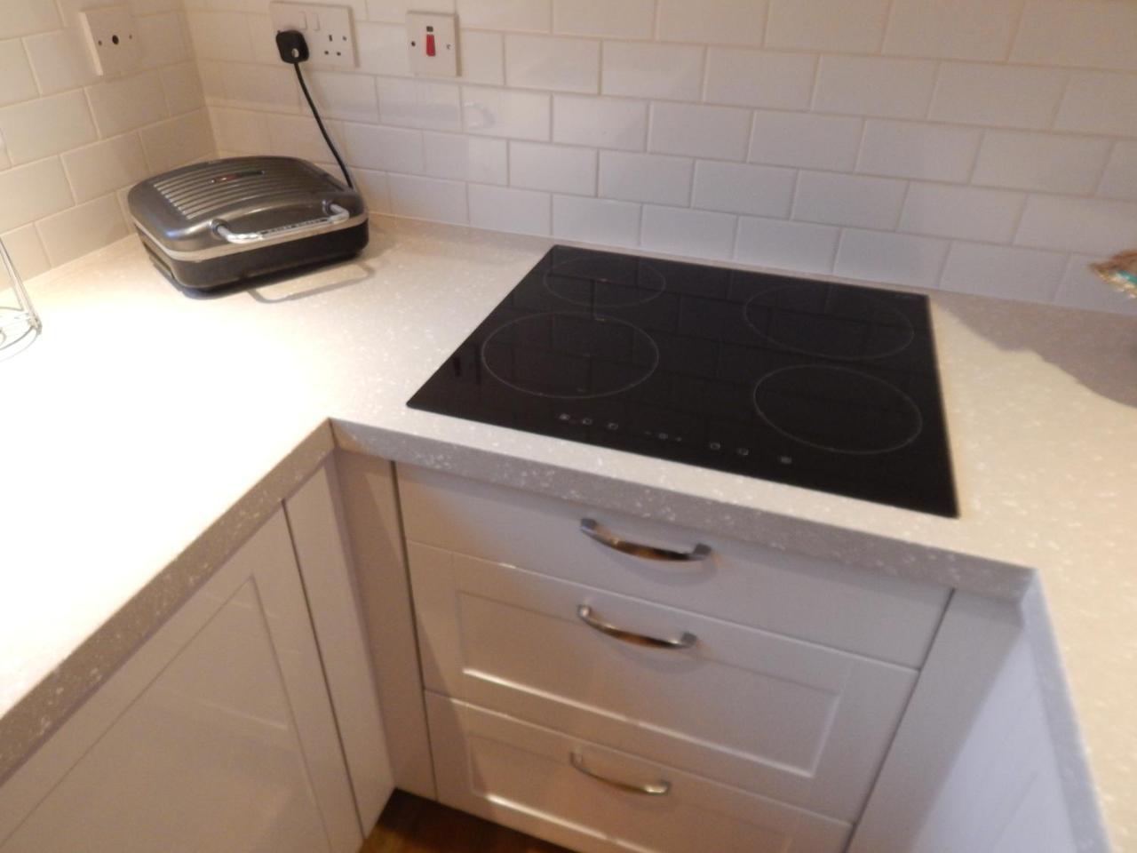 Spacious 3 Bdr House With Parking-Families-Corporate Groups By Orbitat Accommodations Cambridge Exteriör bild