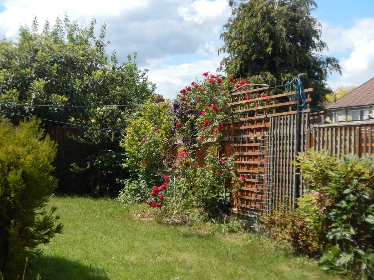 Spacious 3 Bdr House With Parking-Families-Corporate Groups By Orbitat Accommodations Cambridge Exteriör bild